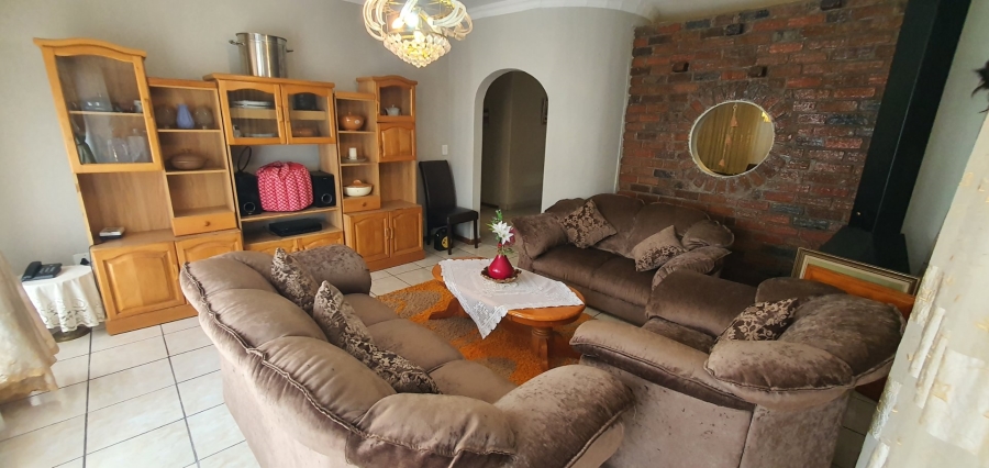 5 Bedroom Property for Sale in Fauna Free State